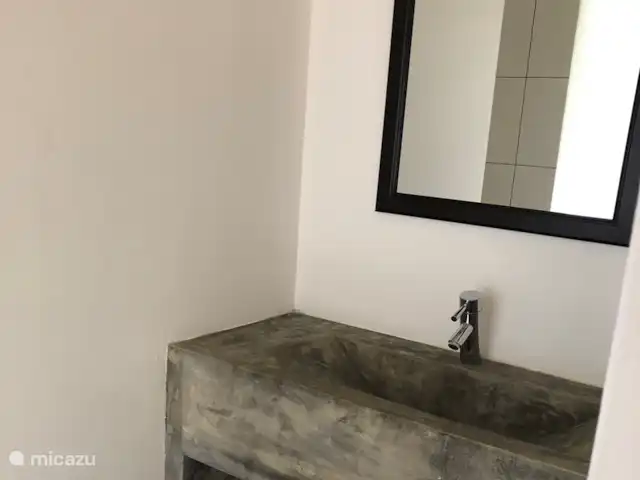 Location de Vacances Cap-Vert, Sao Vicente, Mindelo, maison de vacances - Casa Palmeira Salle de bain attenante