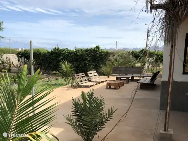 Location de Vacances Cap-Vert, Sao Vicente, Mindelo, maison de vacances - Casa Palmeira Jardin