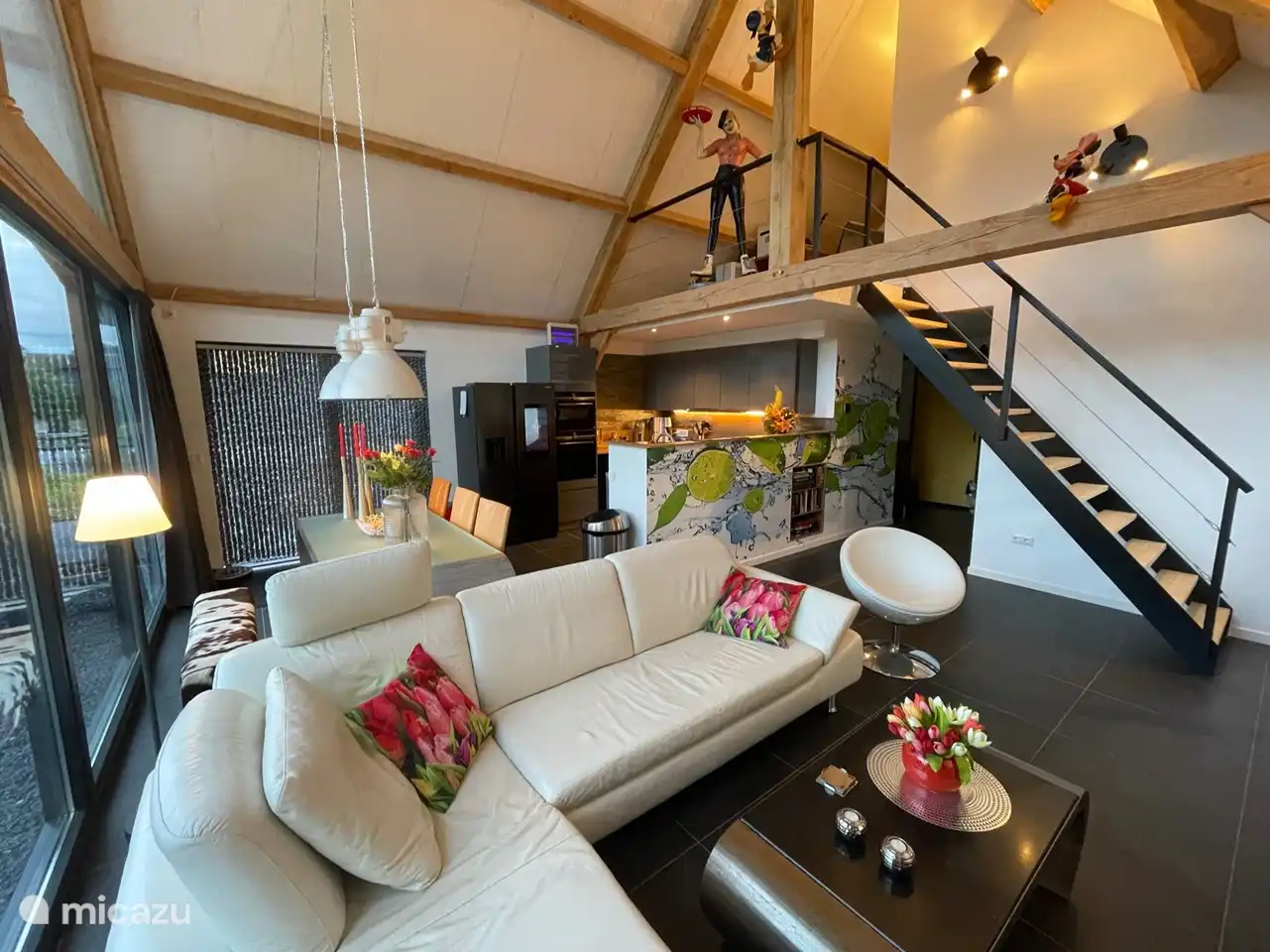 Thatcher in Niederlande, Nordbrabant, Baarle-Nassau - Bungalow