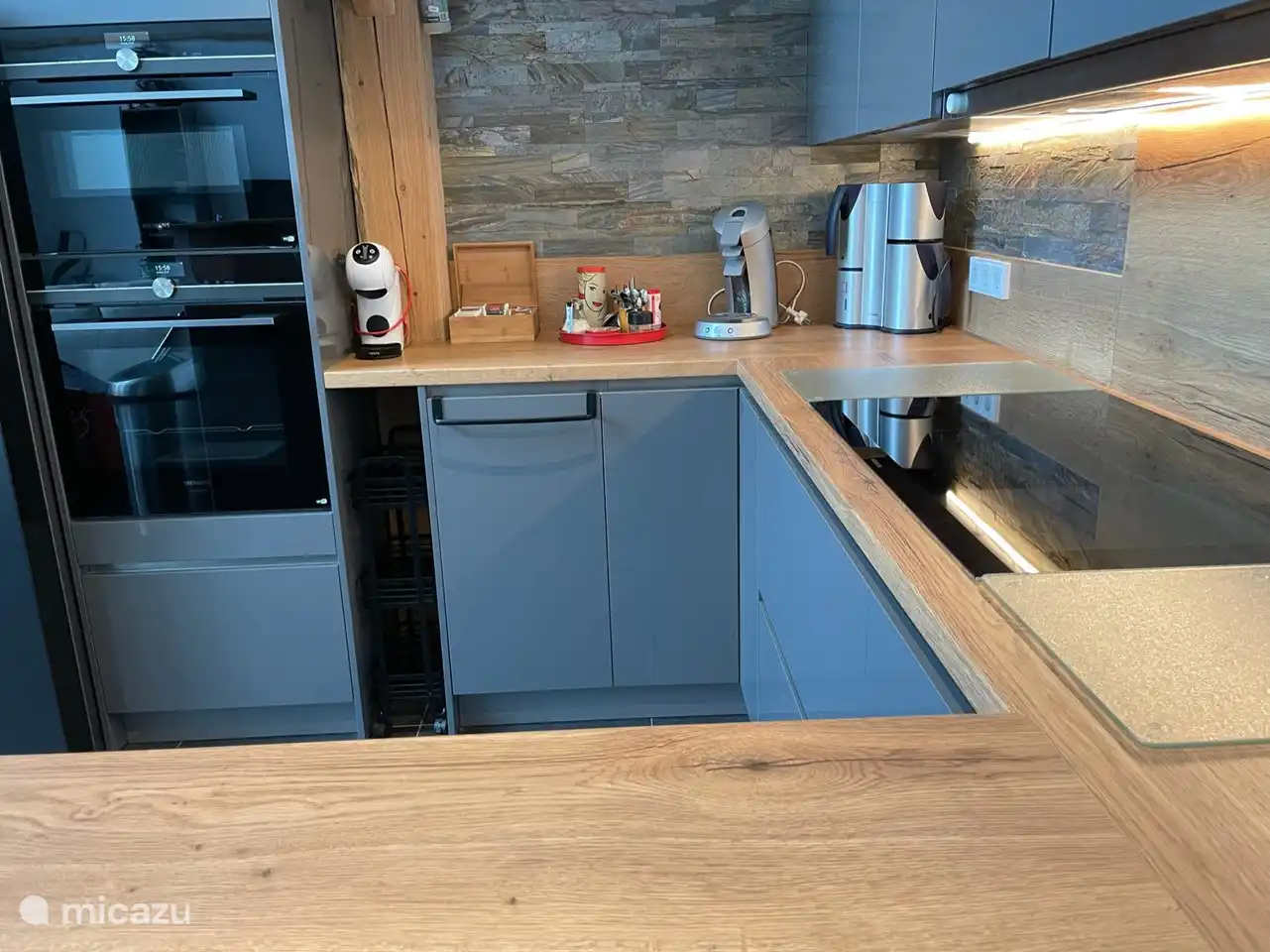 Bloque en la cocina desde la sala de estar.