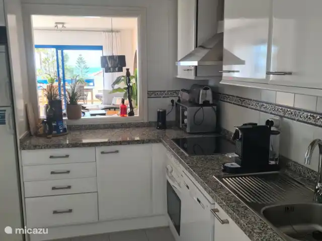 Location de Vacances Espagne, Costa del Sol, Puerto De La Duquesa, penthouse - Penthouse Duquesa près d’Estepona Cuisine