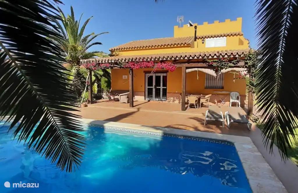 Andalusische villa 6 pax met zwembad