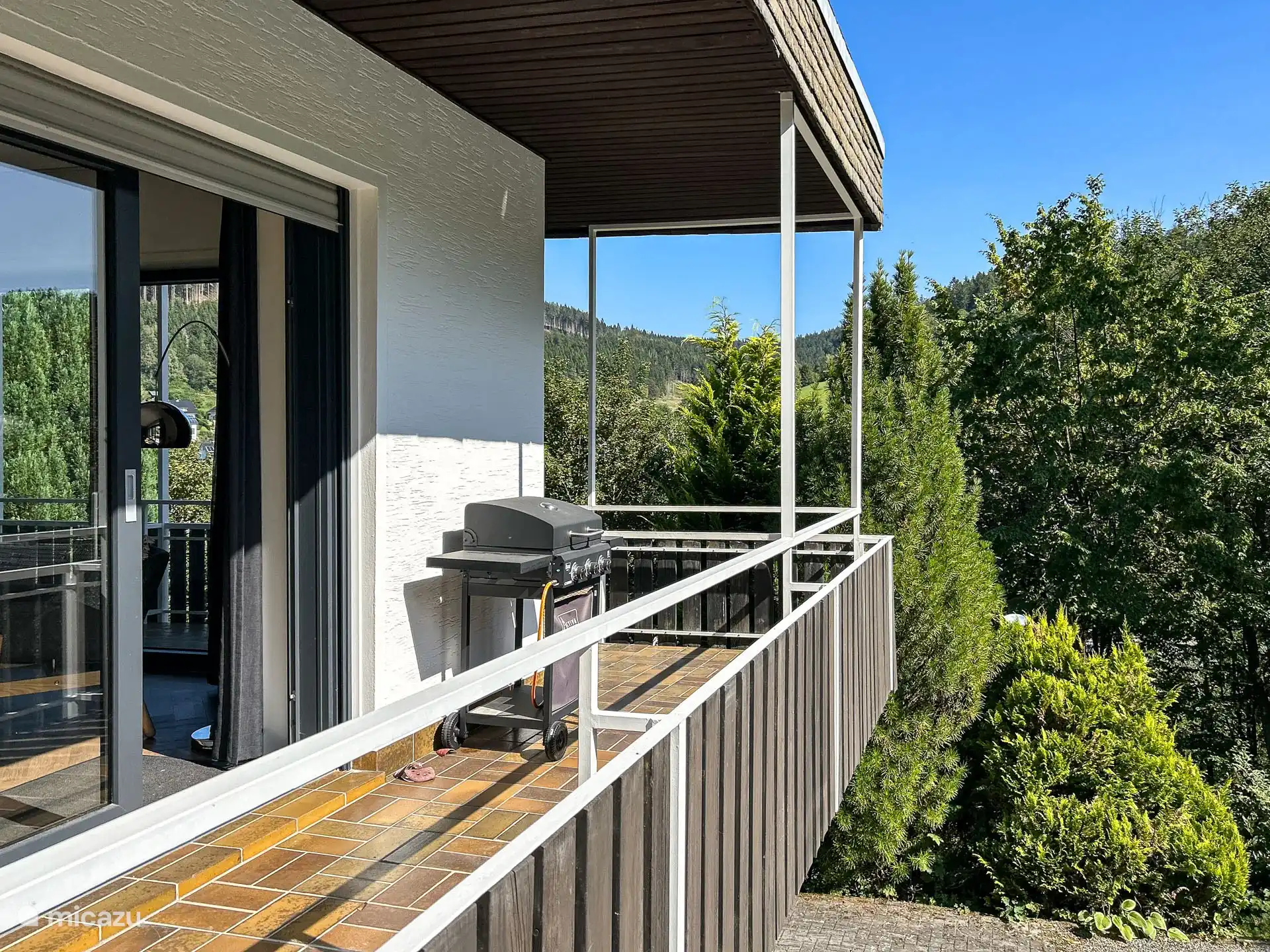 balcon avec barbecue à gaz (apportez le vôtre)