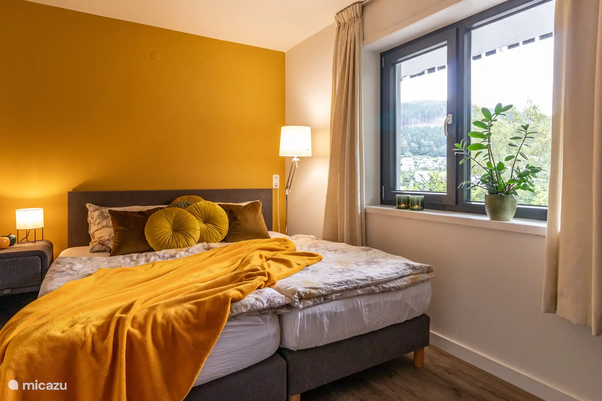 Chambre 2 personnes en bas