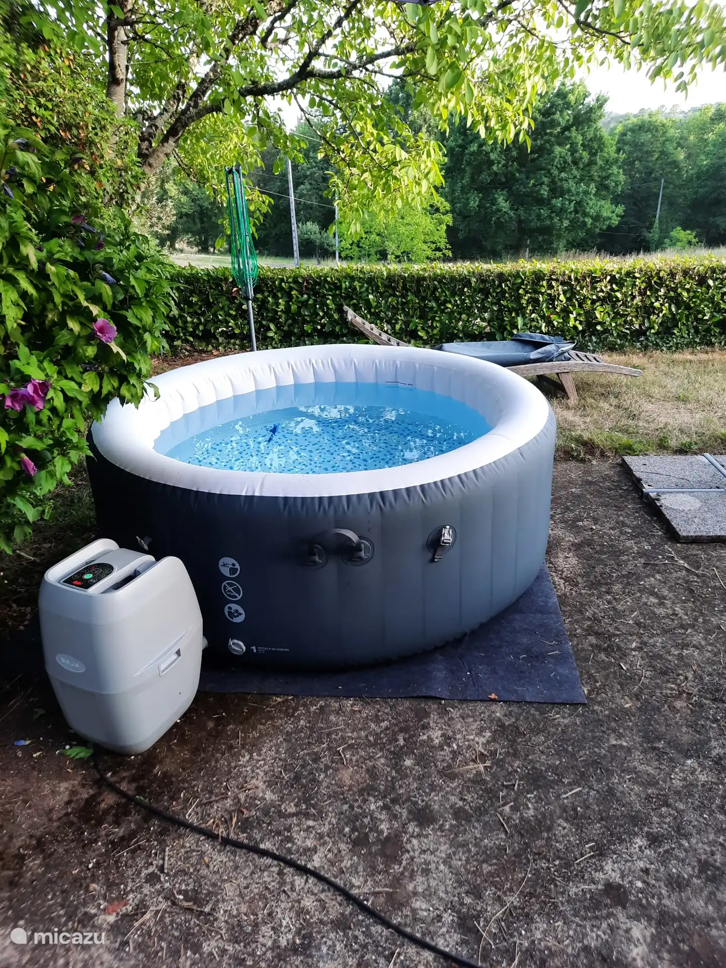 Jacuzzi