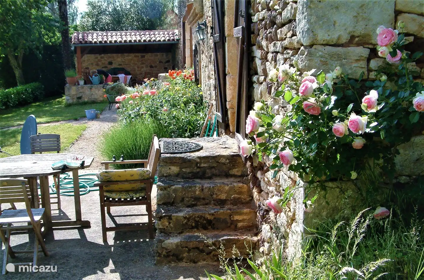 stairs to the garden