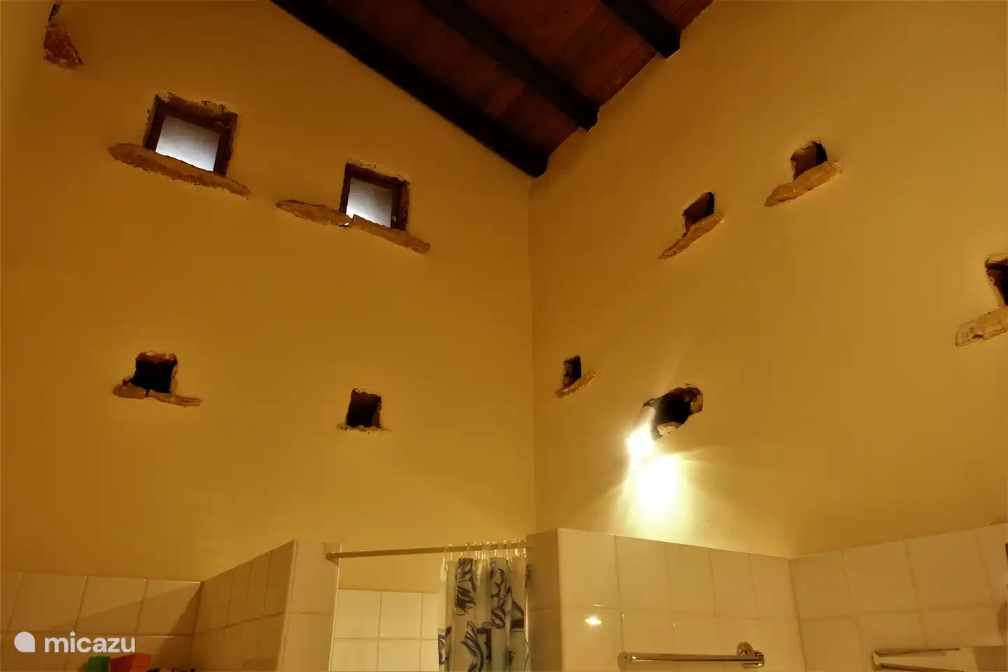 pigeonnier converted into a bathroom