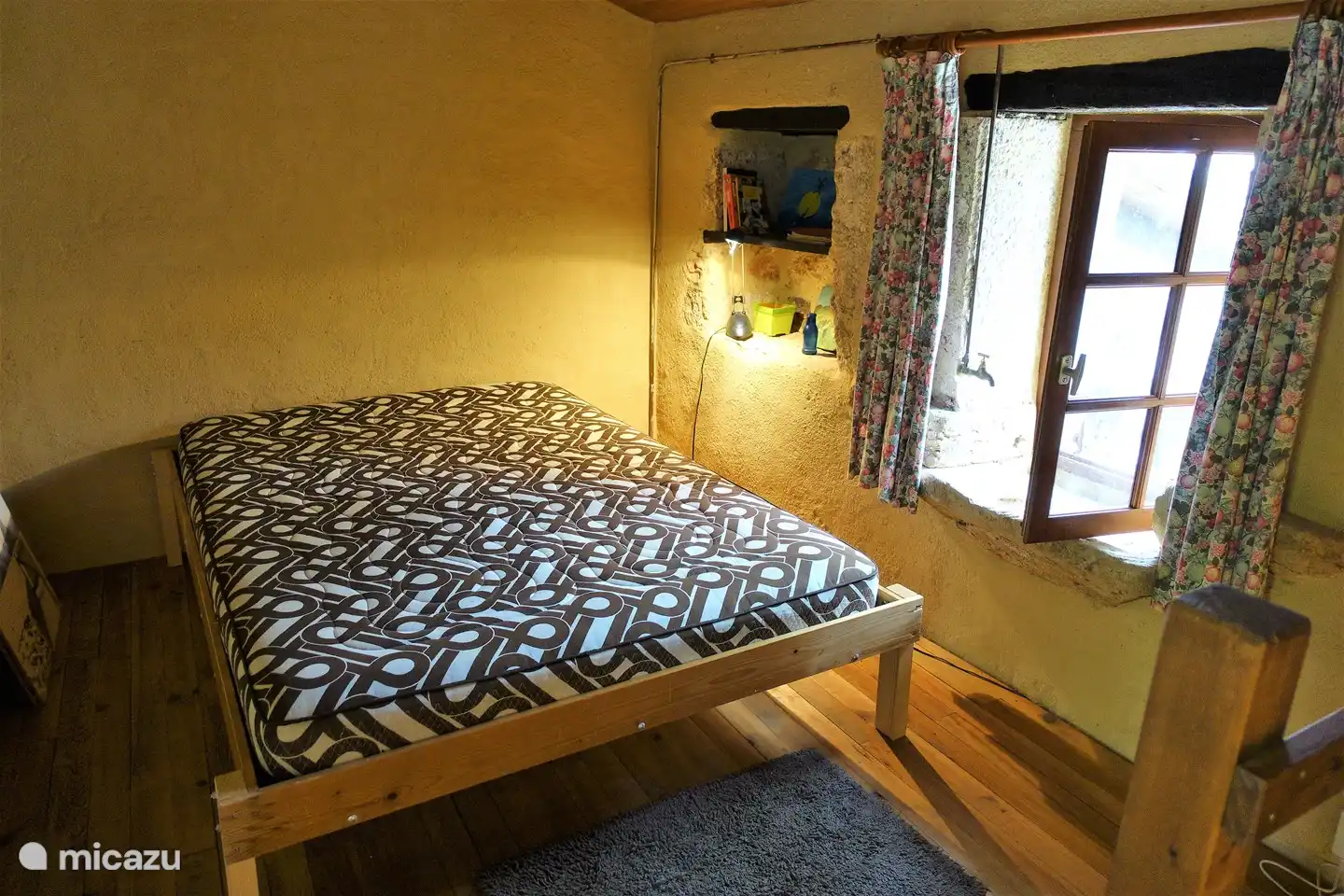 separate guest room with double bed