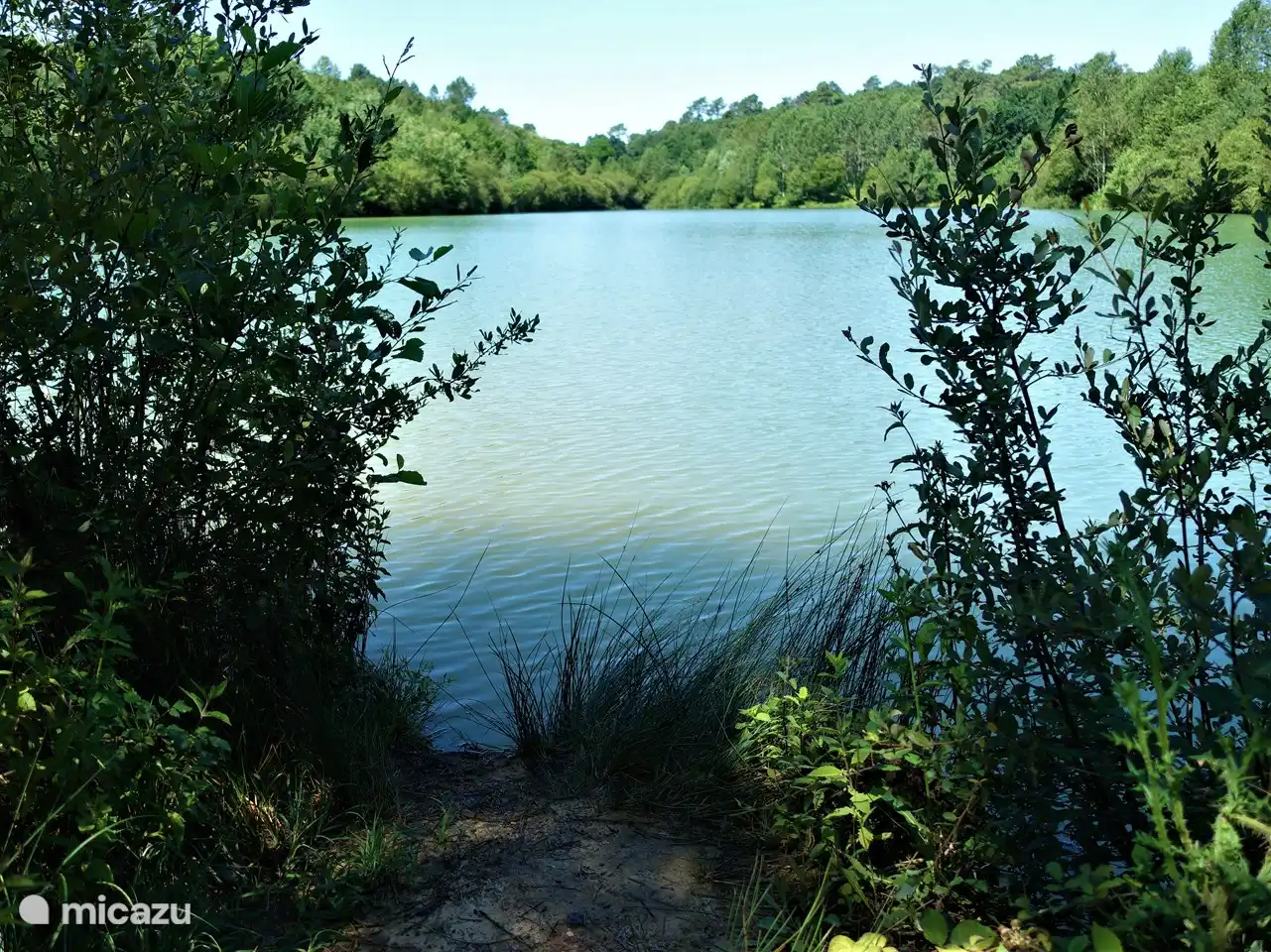 The lake Lac de Marou