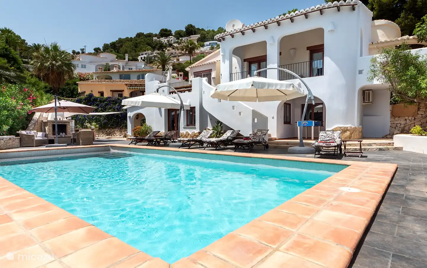 General view of the villa