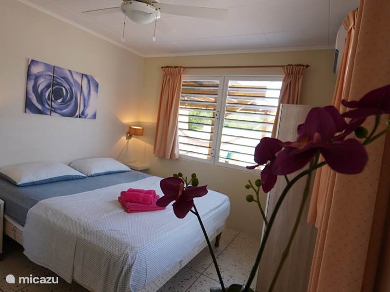 Casa vacacional Curaçao, Bandabou (oeste), Grote Berg Bungaló Villa `Enjoy` con piscina y jardín