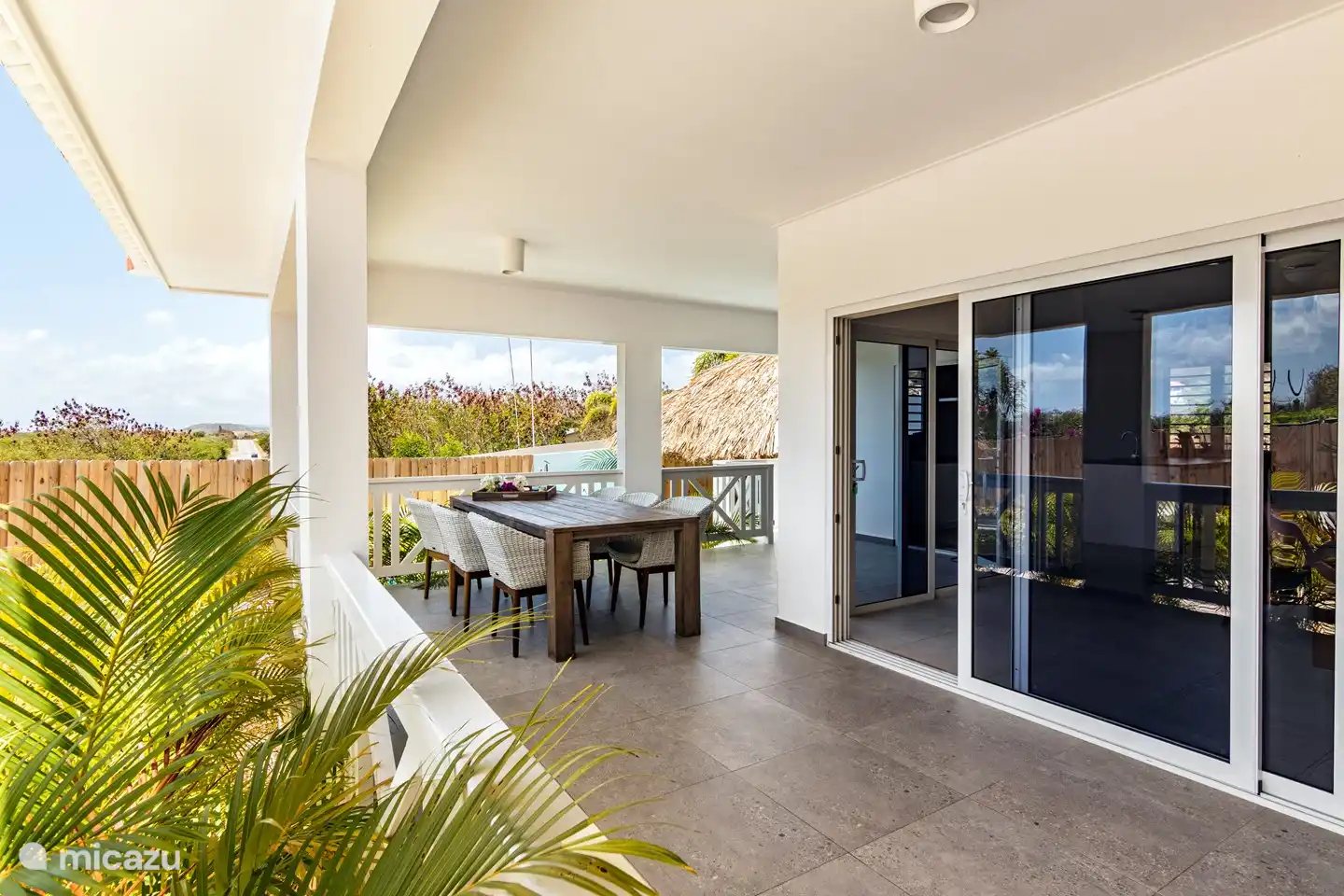 delicioso porche de lujo en el viento Malibú 