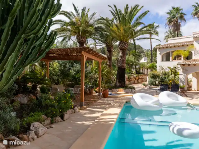 Villa Sabina huren in Spanje, Costa Blanca, Moraira - villa Zwembad en tuin