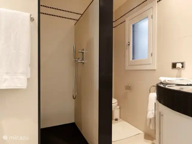 Villa Sabina huren in Spanje, Costa Blanca, Moraira - villa Badkamer met douche