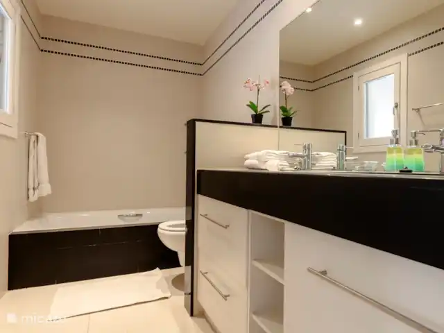 Villa Sabina huren in Spanje, Costa Blanca, Moraira - villa Badkamer met badkuip