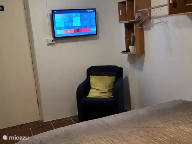Location de Vacances Curaçao, Curaçao-Centre, Jongbloed, pension / maison d’hôtes / chambre privée - Relive-Curaçao Guesthouse Toutes les chaînes imaginables sur Smart TV 32