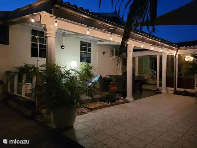 Location de Vacances Curaçao, Curaçao-Centre, Jongbloed, pension / maison d’hôtes / chambre privée - Relive-Curaçao Guesthouse le porche