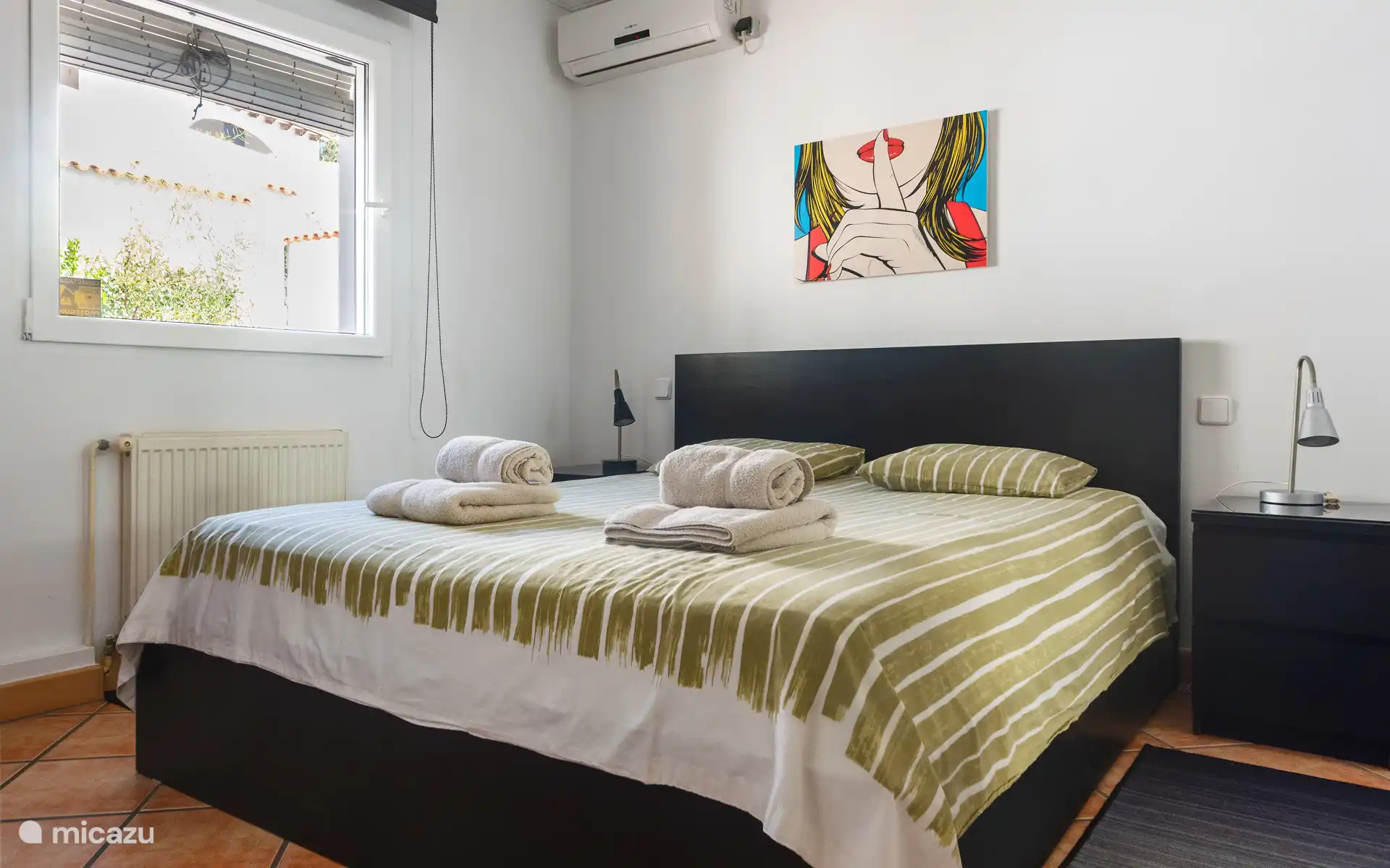 Schlafzimmer mit Klimaanlage