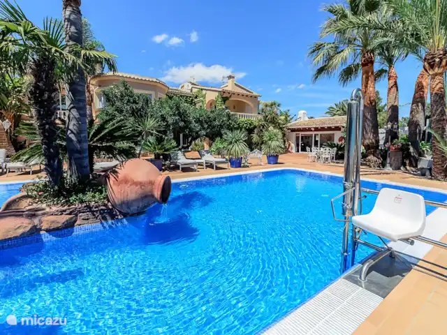 villa en España, Costa Blanca, Moraira – Villa Xenofilia III Piscina climatizada