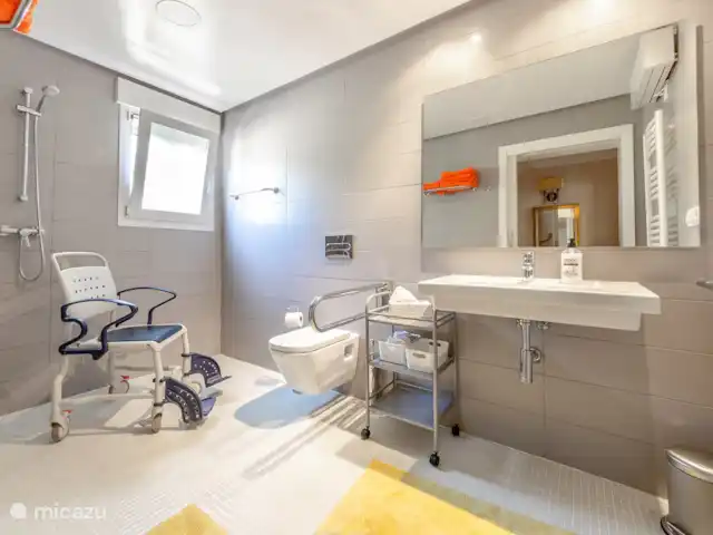 villa en España, Costa Blanca, Moraira – Villa Xenofilia III Baño con ducha
