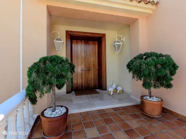 villa en España, Costa Blanca, Moraira – Villa Xenofilia III entrada de la villa