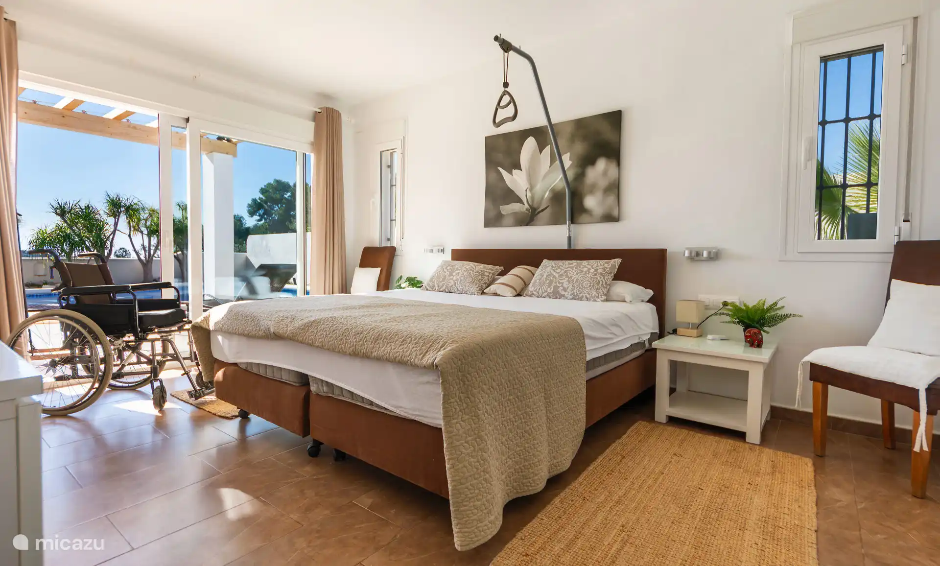 Op verzoek kunnen wij verschillenden aanpassingen installeren