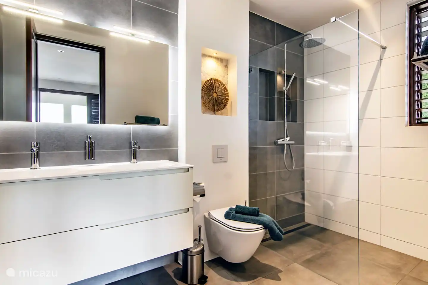 Master-Bad im Obergeschoss