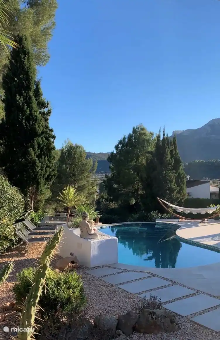 Genie&#223;en Sie einen erfrischenden Spritzer