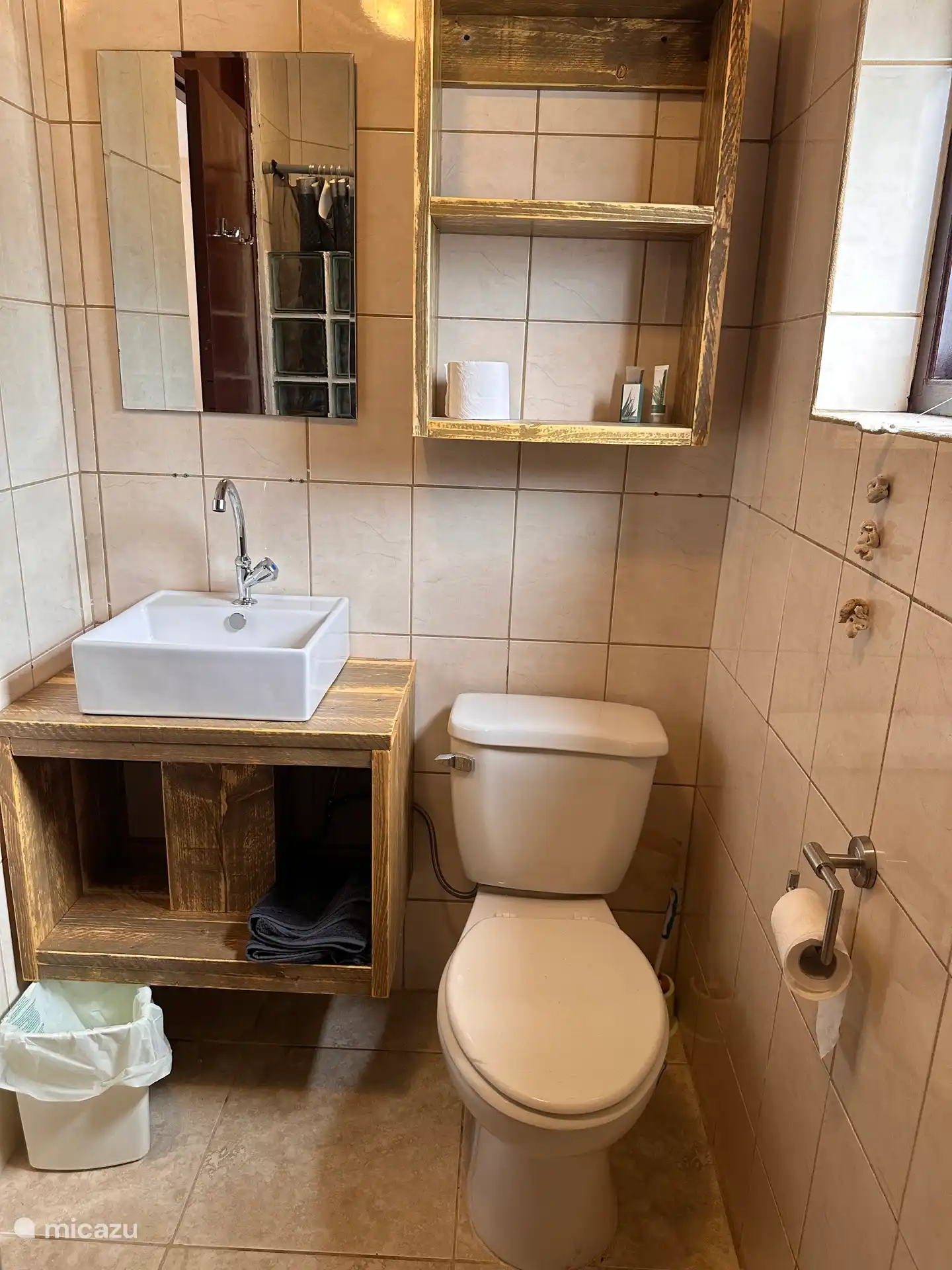 Toilet en badkamer