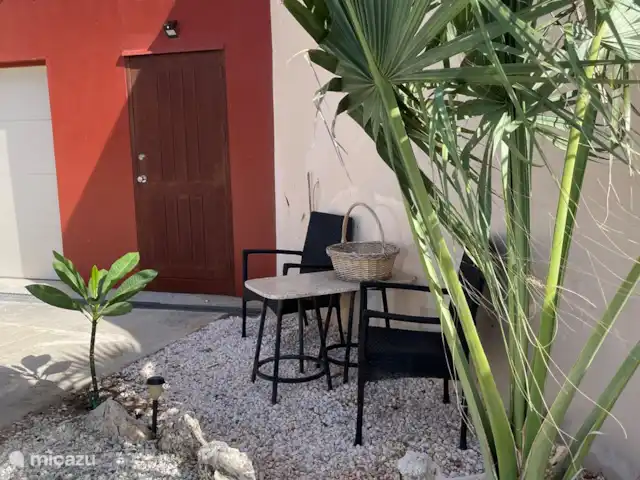 Casa Aruba Studio | Aruba, Nord, Alto Vista - appartement Entrée du studio 2 (choco) avec terrasse privative