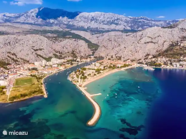 Villa Arina | Croatie, Dalmatie, Omis - villa Les environs d’une vue aérienne.