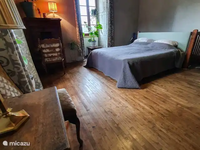 L’ancienne ferme de Goth | France, Lot, Serignac - maison de vacances Chambre au même étage que la cuisine