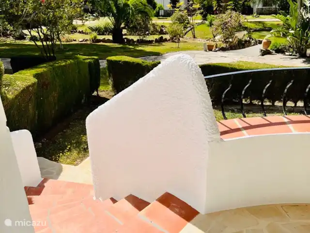 Casa Lina * Los Lagos/ Bohostyle | Espagne, Costa Blanca, Jávea - maison mitoyenne Par les escaliers, vous entrez dans le jardin privé (voir photo suivante)