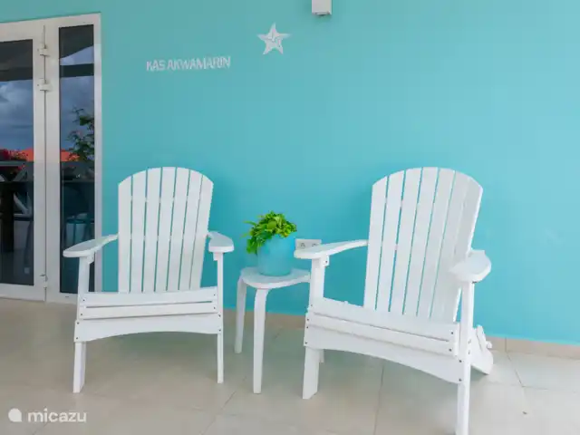 Kas Akwamarin *Beveiligd Resort* huren in Curaçao, Banda Abou (west), Fontein - vakantiehuis Echte Curacao Antiliaanse Beach chairs!