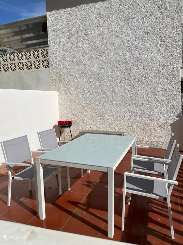 también la barbacoa española