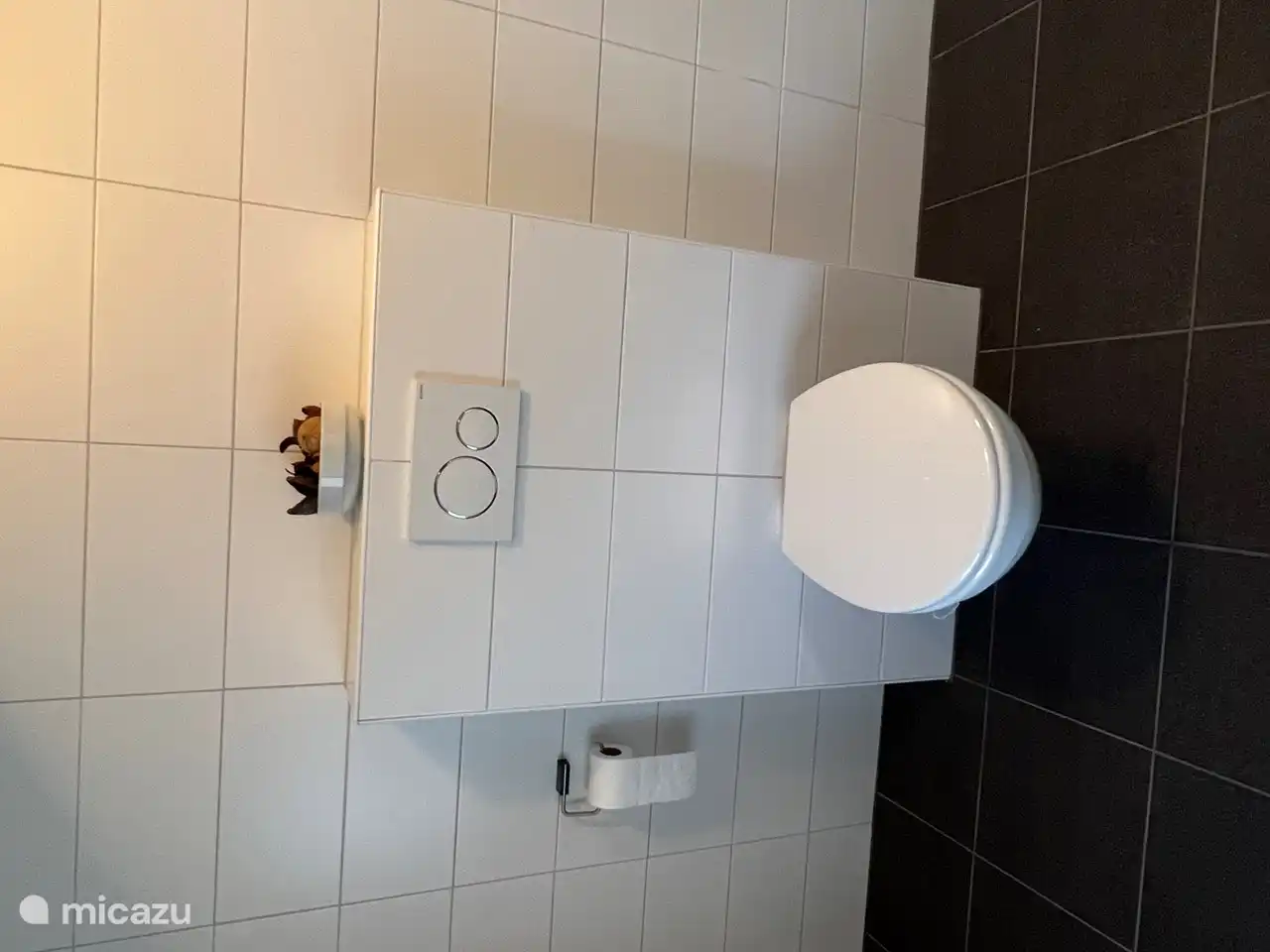 In bungalow 45 we have 2 x a toilet in different rooms