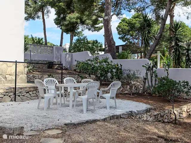 Villa Rio Jucar huren in Spanje, Costa Blanca, Moraira - villa Tuin van de villa met eettafel