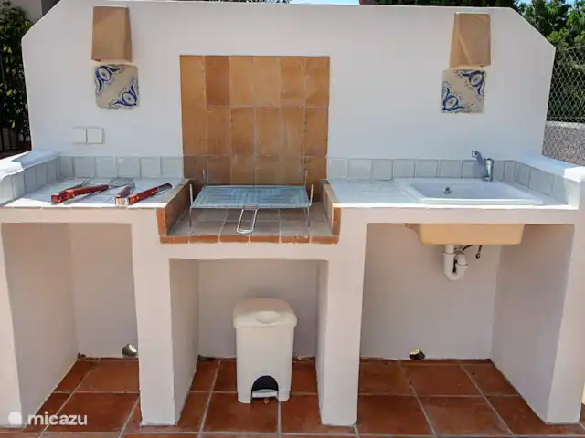 Villa Rio Jucar huren in Spanje, Costa Blanca, Moraira - villa Barbecue aan de voorkant van de villa
