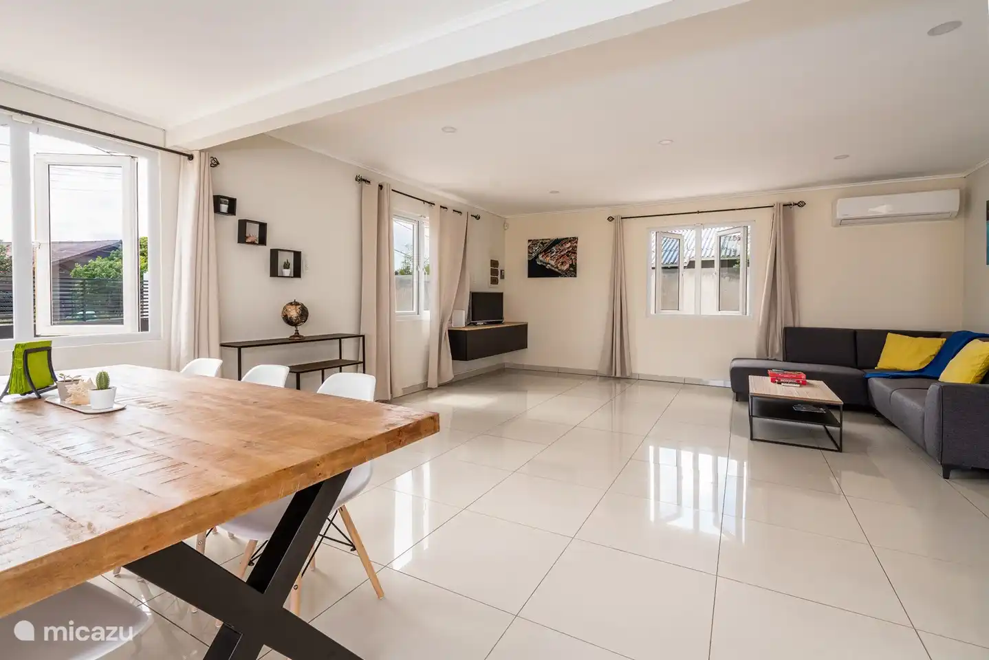 Woonkamer - Villa Lagun