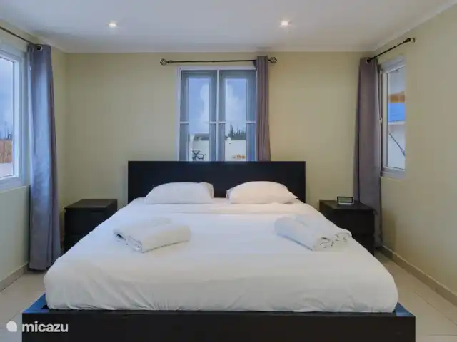 DEUX villas avec vue sur l'océan piscine privée | Curaçao, Banda Abou (ouest), Tera Korá - villa Lit king size, chambre principale Villa Lagun