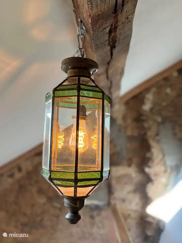 Photo de détail de l'éclairage du grenier