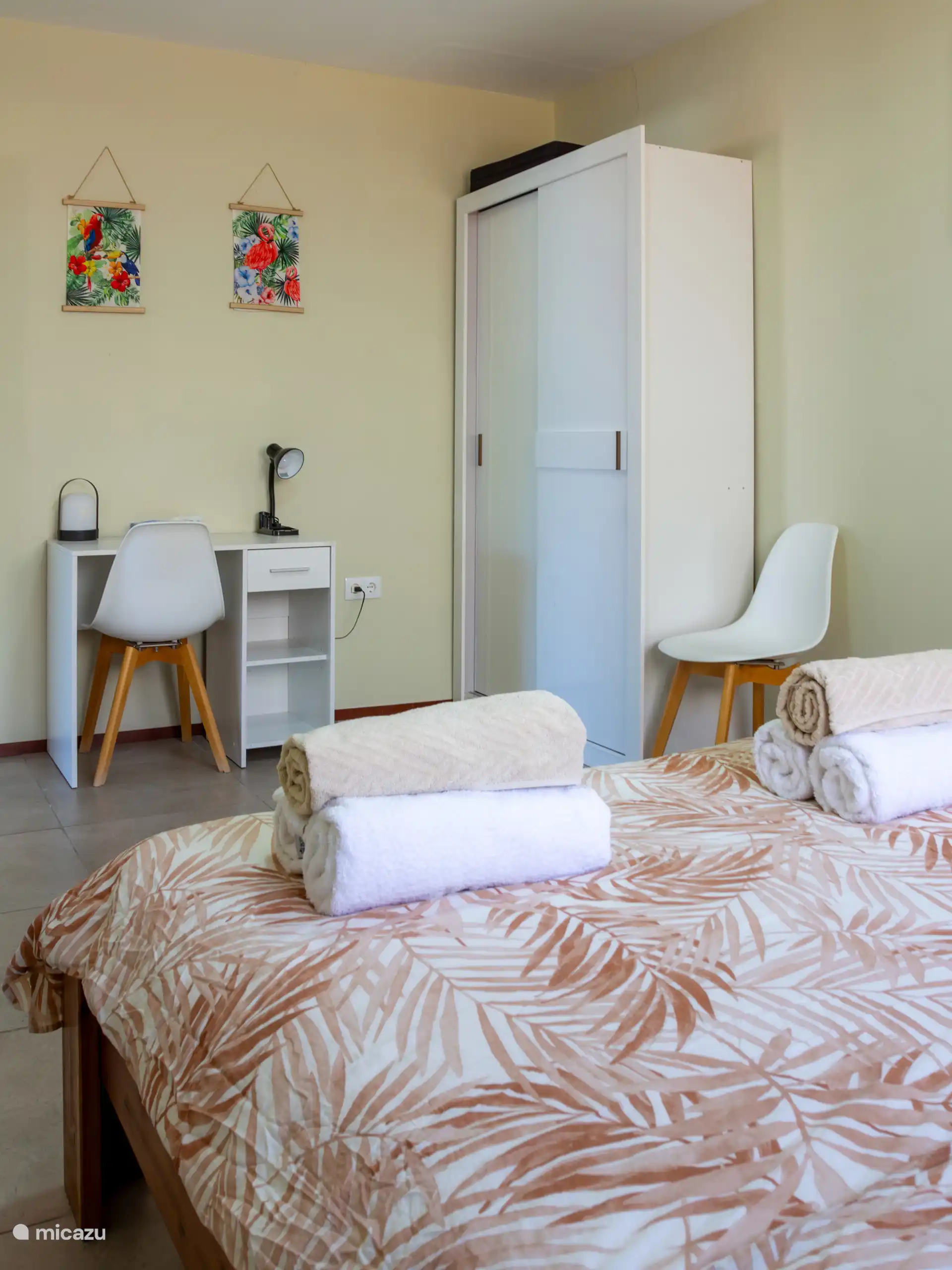Slaapkamer 2, queensize bed
