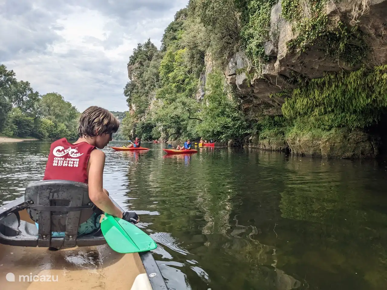 Kanoën of kajakken op de Dordogne.