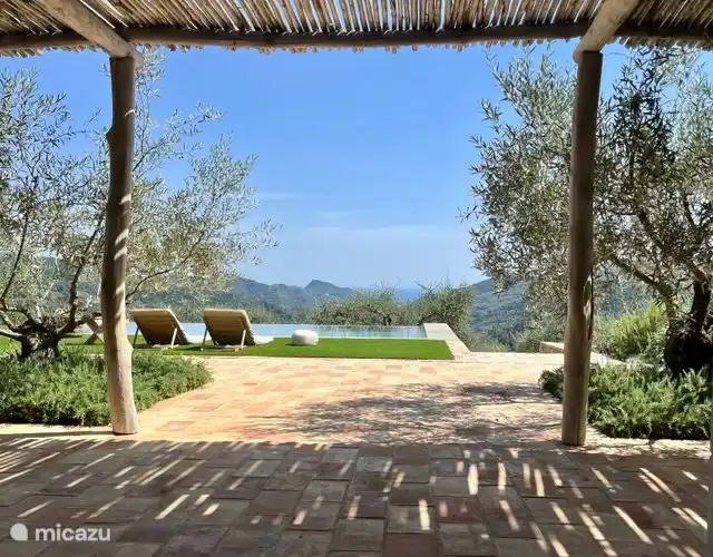 La Dolce vita in Italien, Ligurien, Dolceacqua - Villa