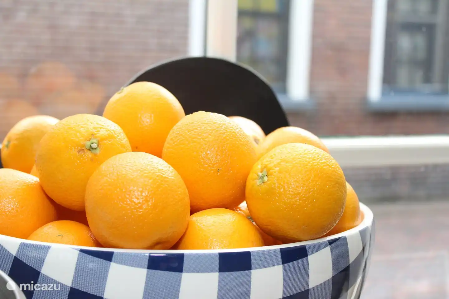 Iedere morgen verse jus d'orange tijdens het ontbijt De Thuiskamer