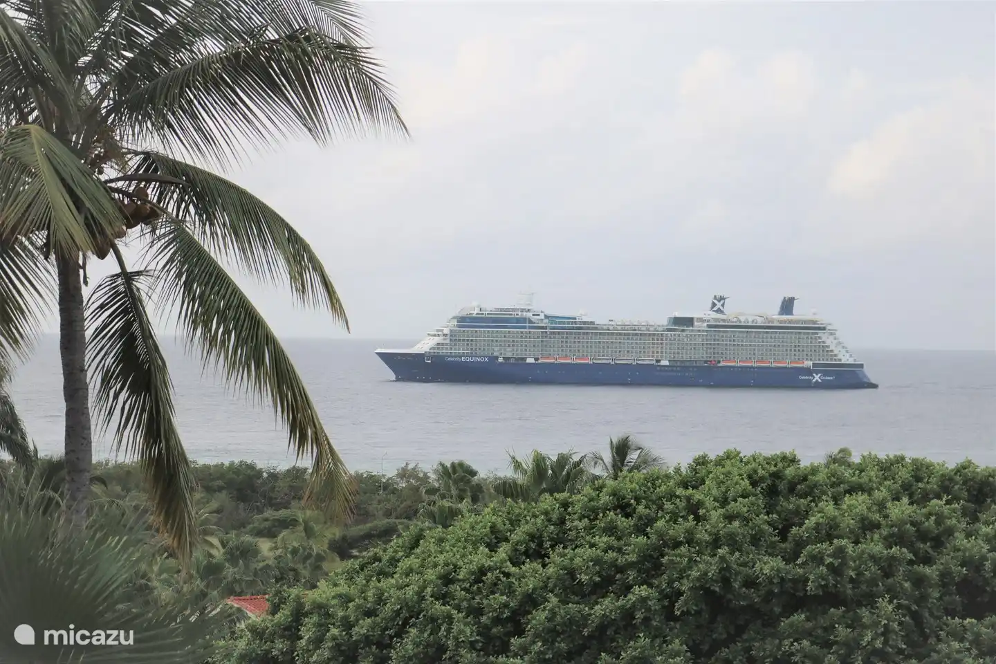 Blick von den Terrassen und dem Wohnzimmer
