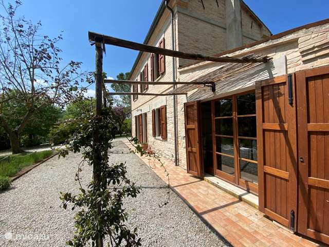 Holiday home in Italy, Marche – holiday house Casa del Picchio
