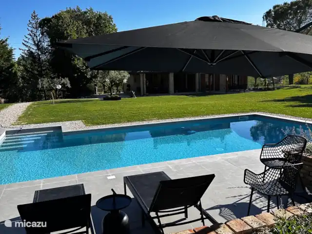 Location de Vacances Italie, Marche, Serrungarina, maison de vacances - Maison de Picchio