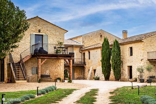 Pamflet zonnebloem Moreel Vakantiehuis in La Roque-sur-Cèze, Gard, Frankrijk huren? | Micazu