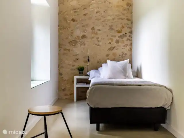 Mas Saint-Michel d'Euzet - Magnolia en Francia, Gard, Saint-Michel-d'Euzet - casa rural / cabaña Segundo dormitorio